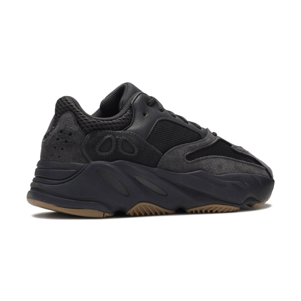 YEEZY 700 “UTILITY BLACK”