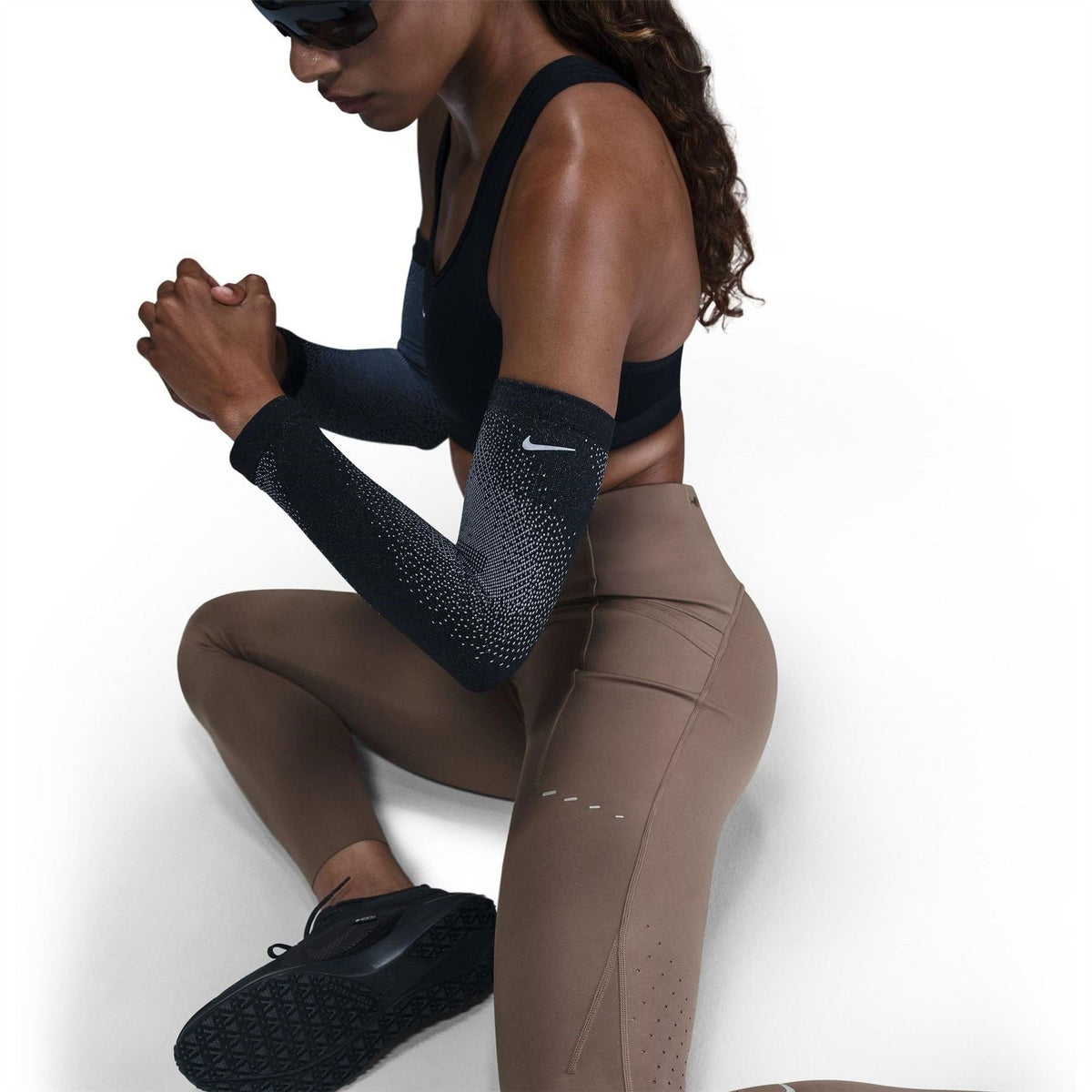 Nike Swift 7/8 Solid Patterned Leggings
