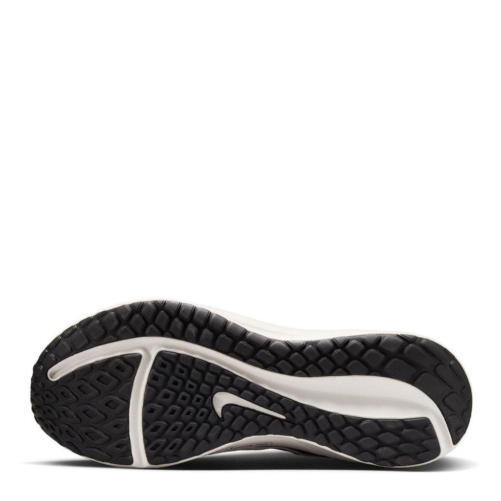 Nike Womens 13 Road Running Shoes