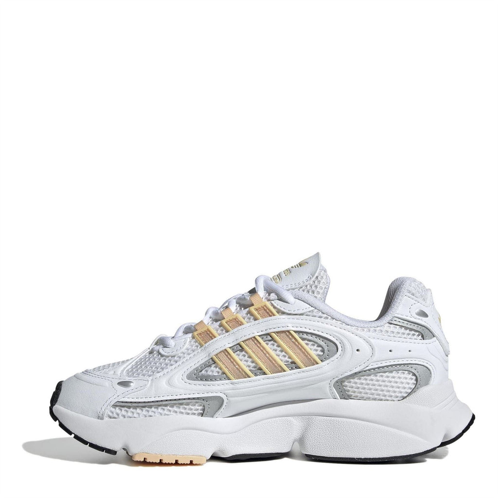 adidas Originals Ozmillen Round Toe Low Top Sneakers