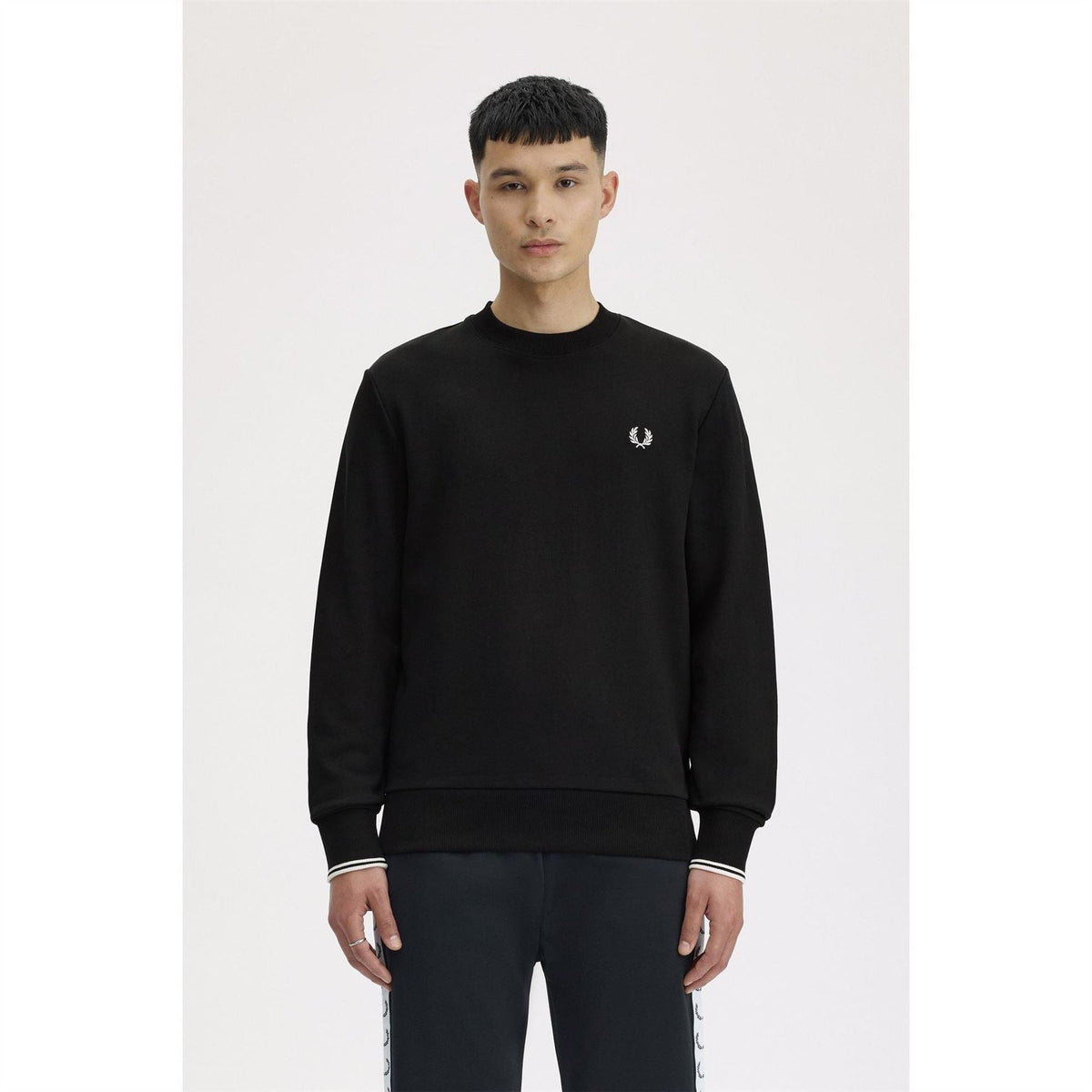 Fred Perry Neck Sweatshirt