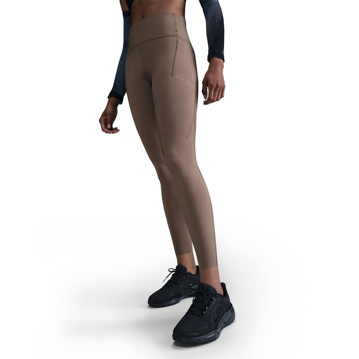Nike Swift 7/8 Solid Patterned Leggings