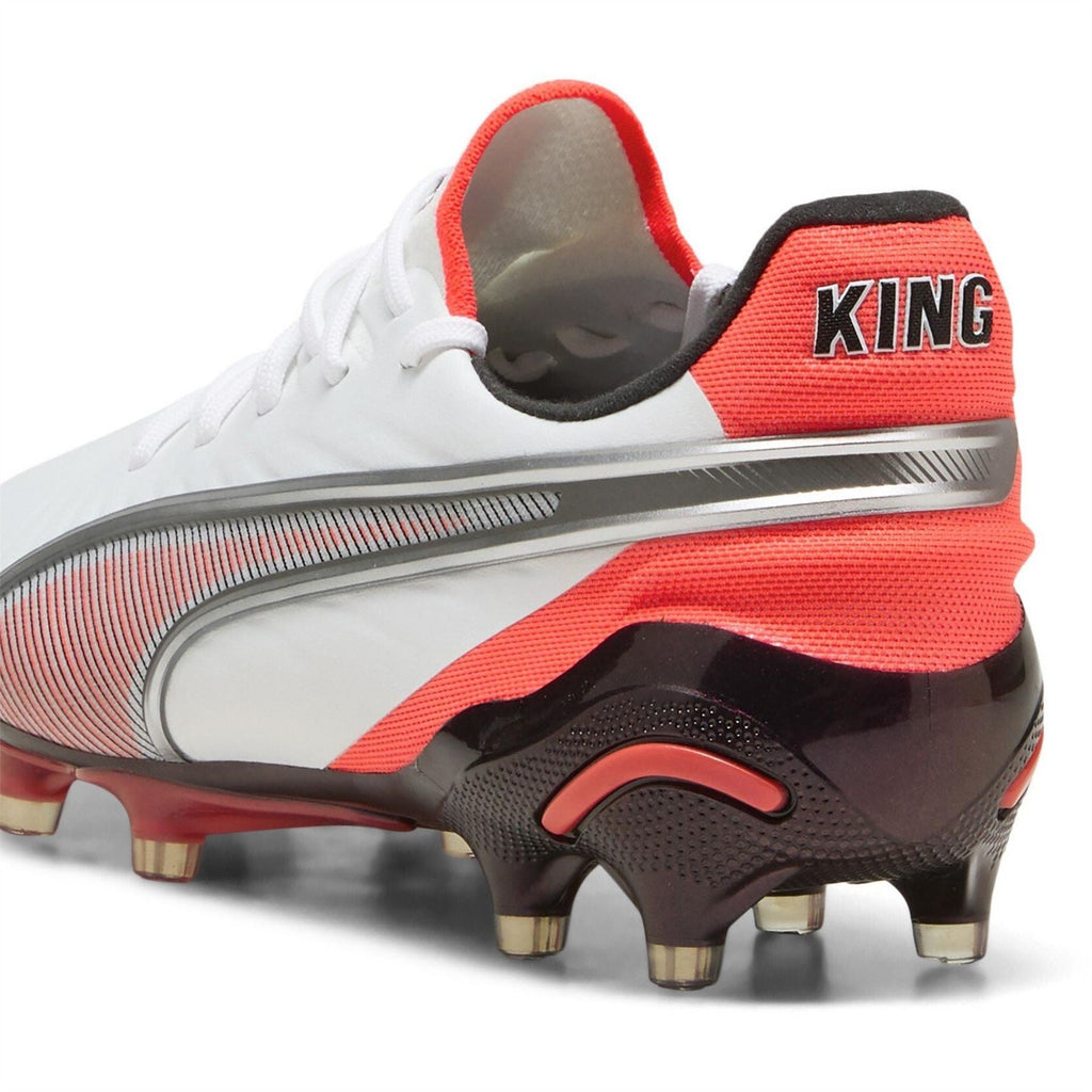 Puma King Ultimate Firm Ground Football Boots